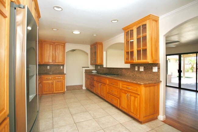 Photo - 3Br 2.5Ba + Den/office Lake Murray Beauty