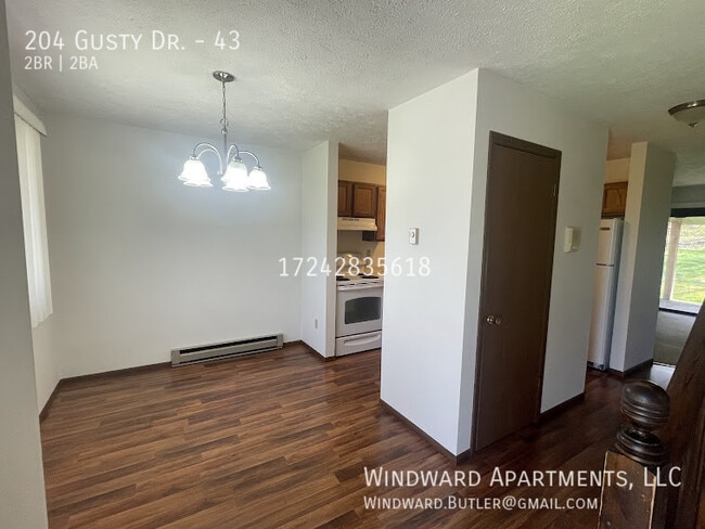 Photo - 204 Gusty Dr