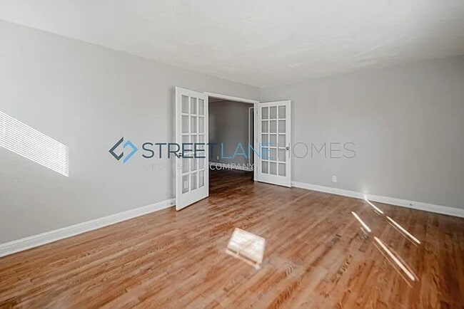 Photo - 3825 Melba Pl