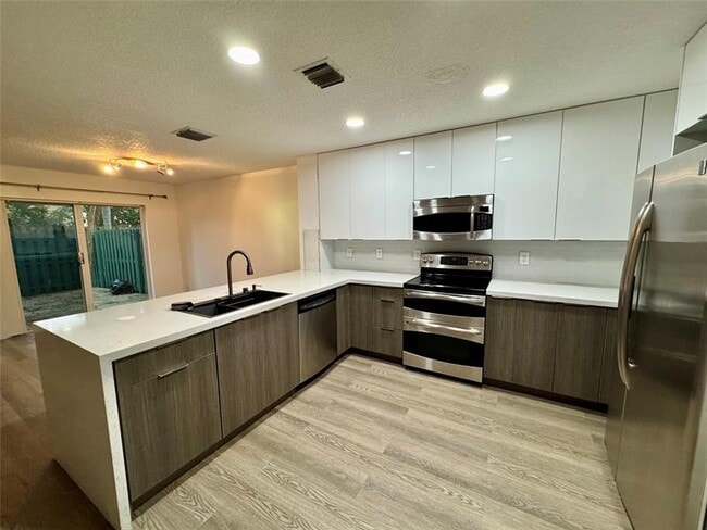 Photo - 744 NW 42nd Pl