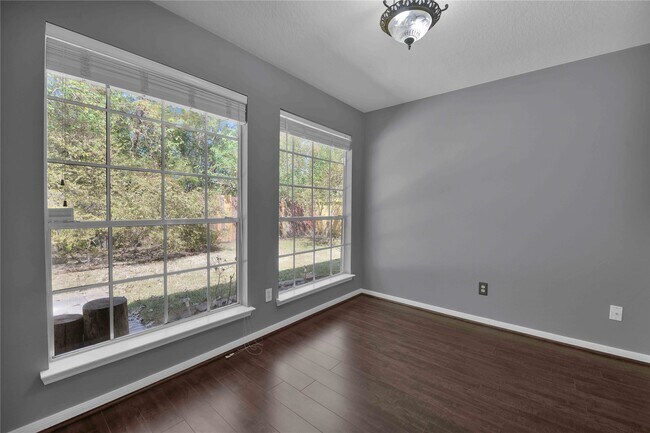 Photo - 27186 Kings Manor Dr S