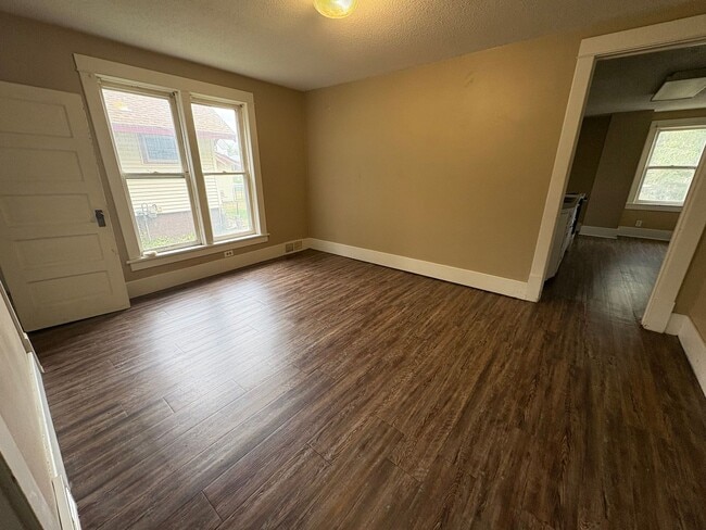 Photo - 308/310 3rd St SE Unit 310