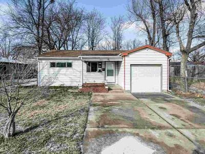 Photo - Unique 2 bedroom, 1 bathroom house!