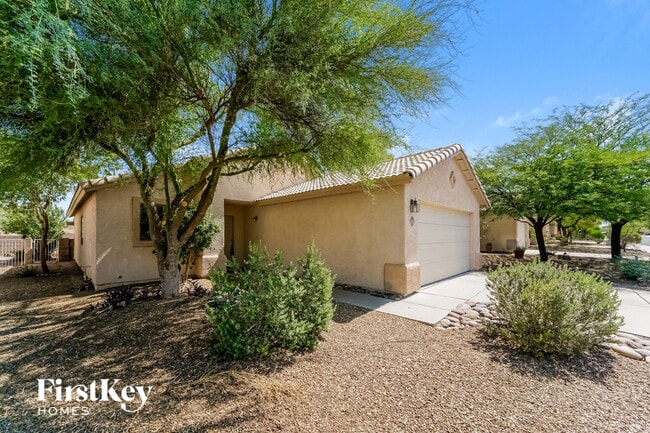 Building Photo - 2530 W Cezanne Cir