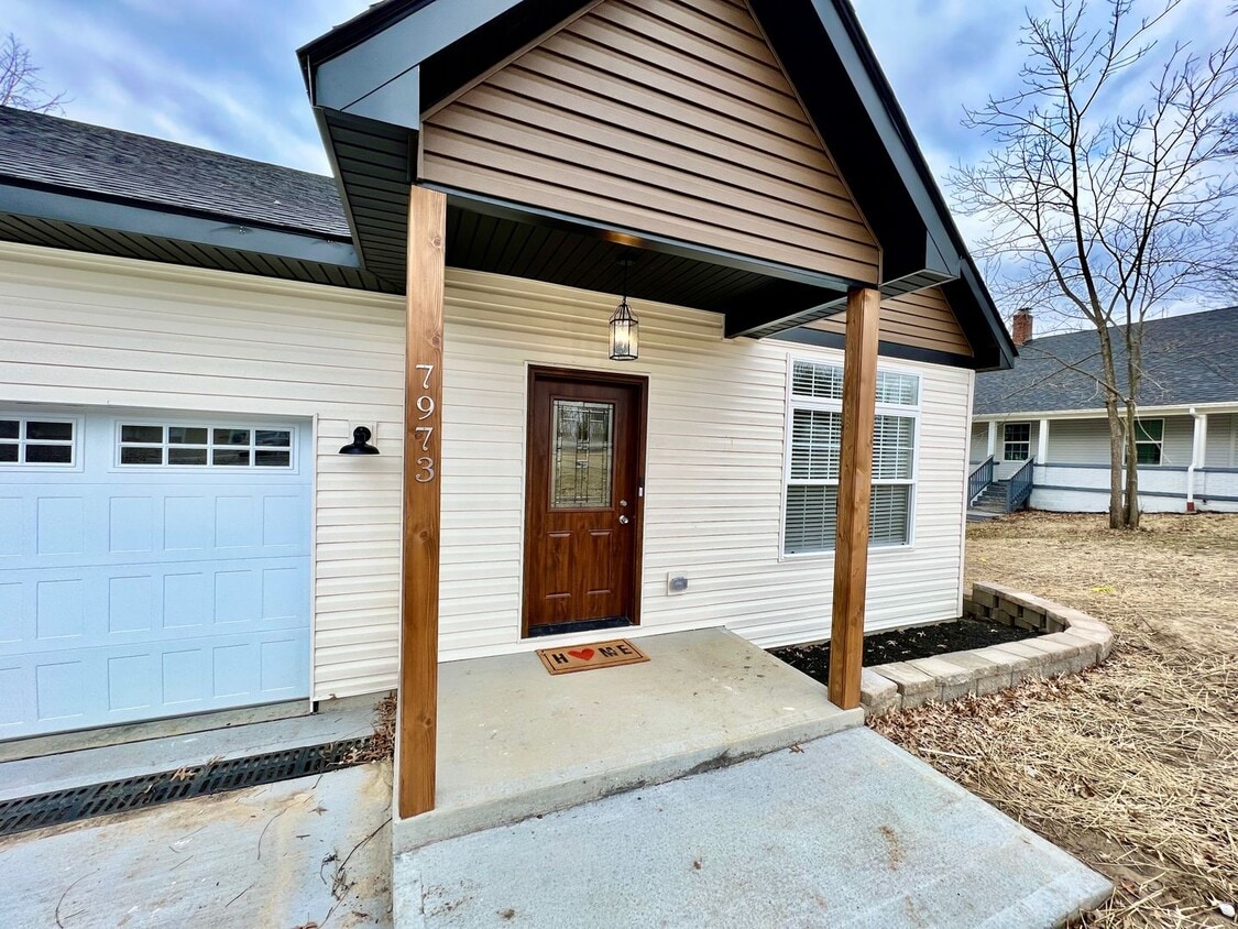 Beautiful NEW Ranch Home with a large deck... - Beautiful NEW Ranch Home with a large deck...
