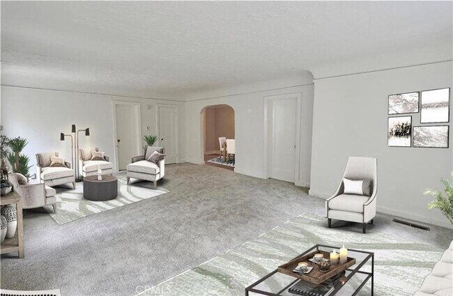 Photo - 1925 Hillcrest Rd