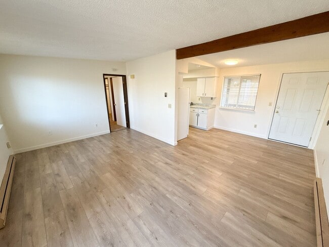 Photo - 1814 Unidad 1814