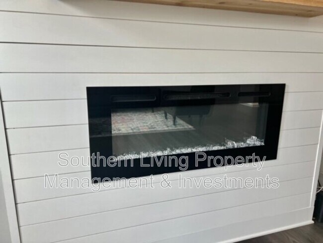 Photo - 6985 Waterstone Dr