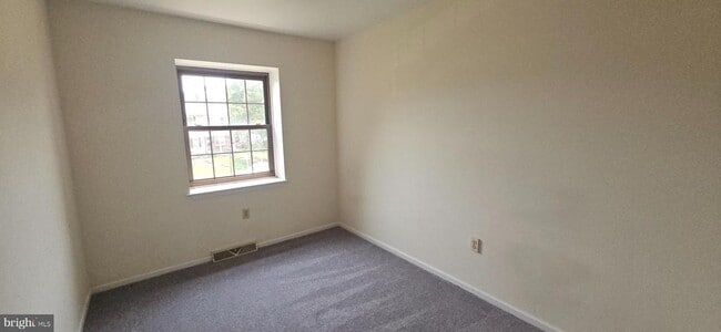 Photo - 229 Ritter Pl