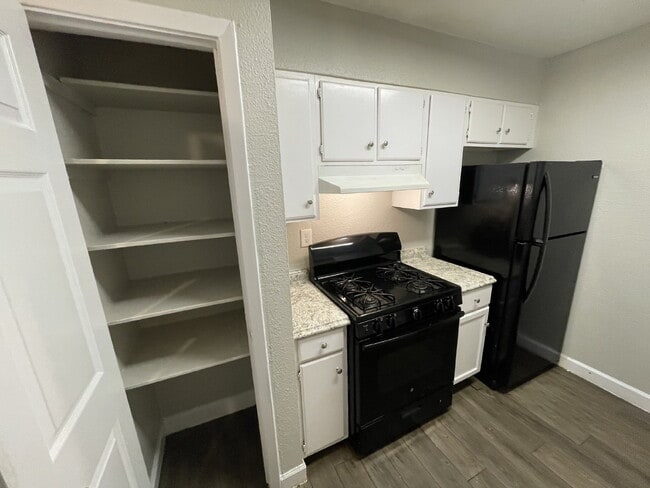 Photo - Two bedroom, 1 bathroom apartment