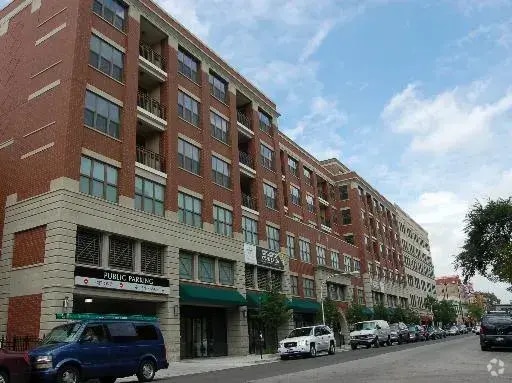 Building Photo - 3140 N Sheffield Ave Unit 610 Rental