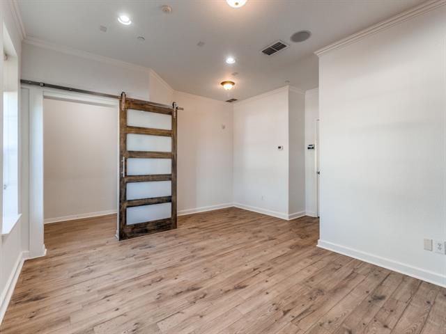 Photo - 3942 Sugar Tree Way