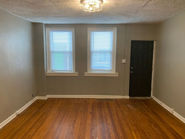 Photo - 2614 Larkins Wy Unit Apt. #1