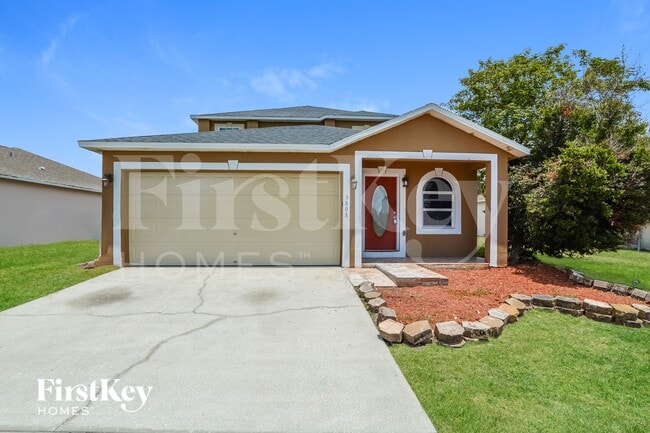 Building Photo - 3808 McKinley Dr