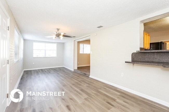 Photo - 9406 Gisborne Dr