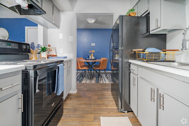 1BR, 1BA - 720SF - Kitchen - Melia