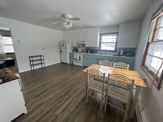 Large kitchen with pantry (upstairs) - 4995 Tyler St NE Unit 4995