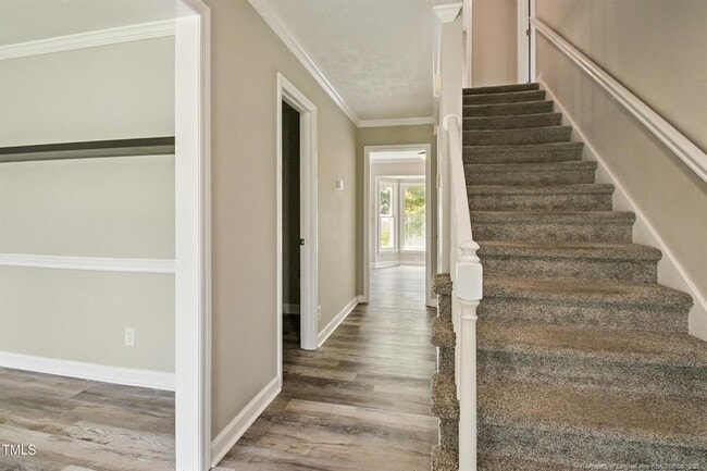 Photo - 7713 Charring Cross Ln