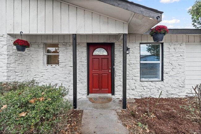 Photo - 9104 Glenn Ln