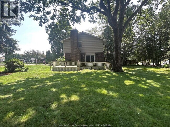 Photo - 1720 Orford St