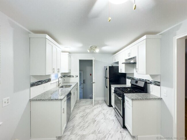 Photo - 111 Irving St