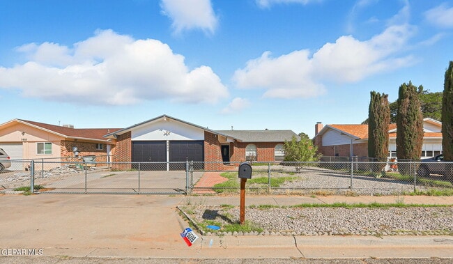 Building Photo - 5609 Van Horn Dr