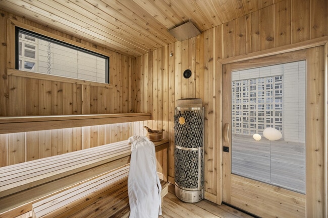 Wellness Epicenter - Sauna - Gibson Point