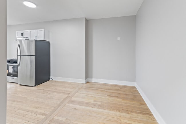 Photo - 7373 N Damen Ave Unidad E1