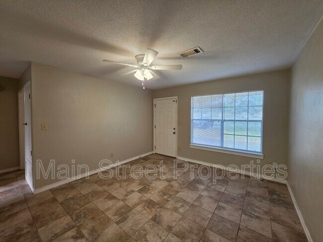 Photo - 7816 Sabra Dr