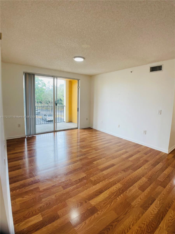 Photo - 2080 W Preserve Way Condominio