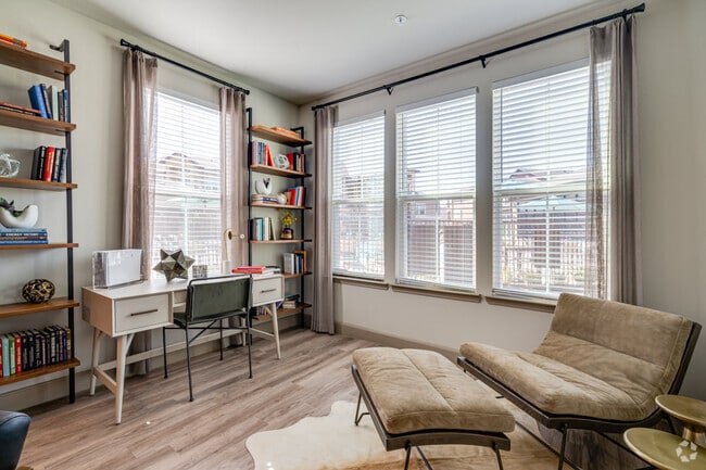 2BR, 2BA - 1,205 SF