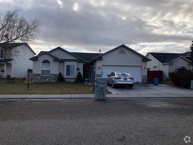 Building Photo - Single level Home on Culdesac!