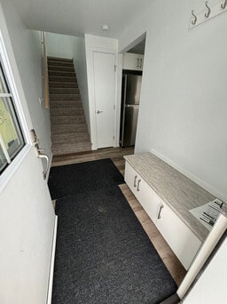 Photo - 7612-7136 136 Ave NW Unit Upper G1