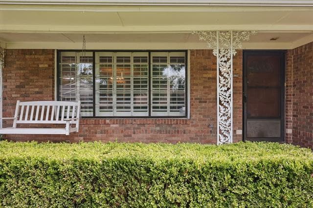 Photo - 2915 Touraine Dr