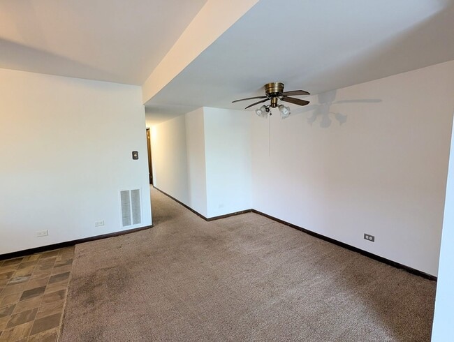 Photo - 8143 Marion Dr Unit 3E