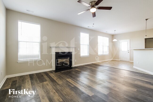 Photo - 1400 Chimney Ridge Dr