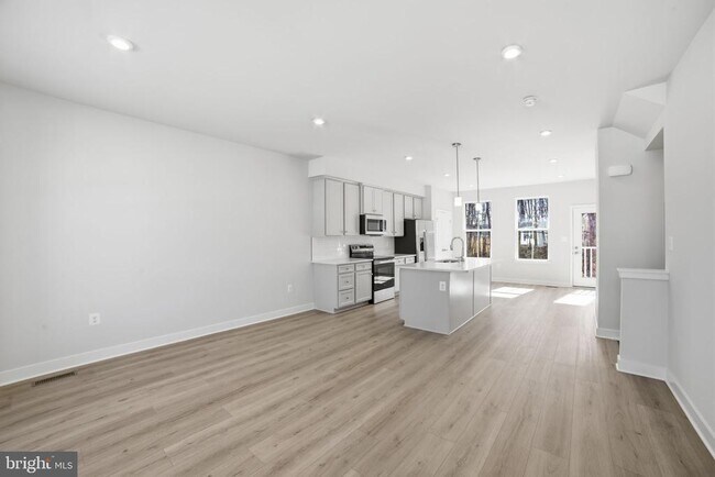 Photo - 6920 Braxton Spgs Wy