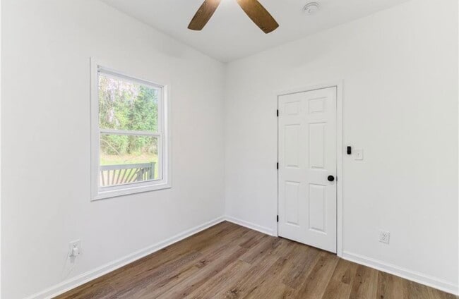 437 Collier Ridge Dr NW Unidad Room #2 with shared bath