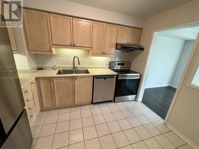 Photo - 5205 Glen Erin Dr