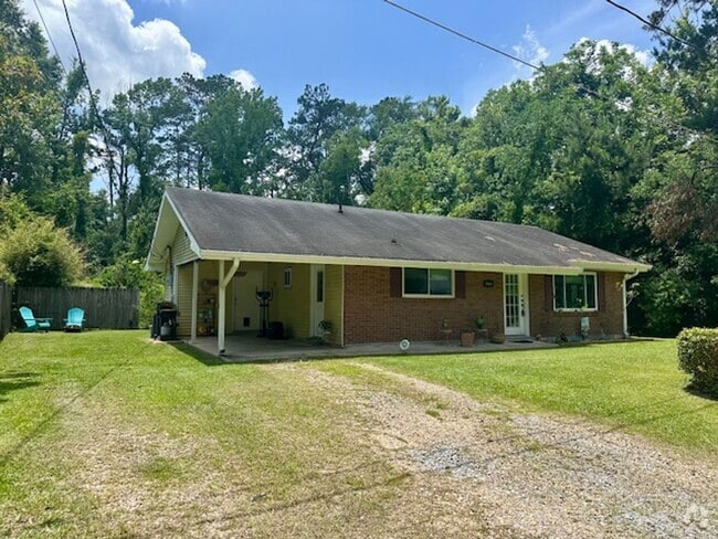 Building Photo - PRE-LEASING NOW! *PET FRIENDLY* Rental