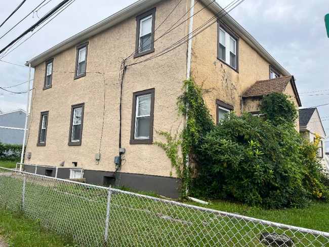 Photo - 1003 Clifton Ave Unidad S1