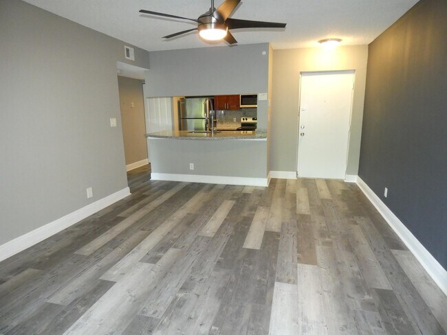 Photo - 5740 Rock Island Rd