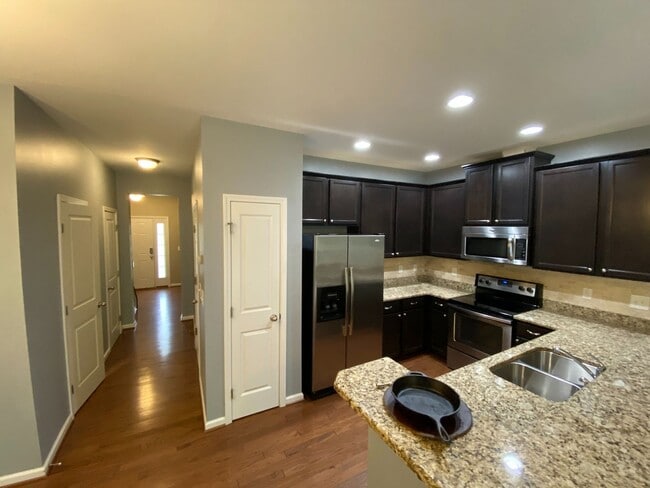 Photo - Like-New Townhome in Prime SW Durham Location!