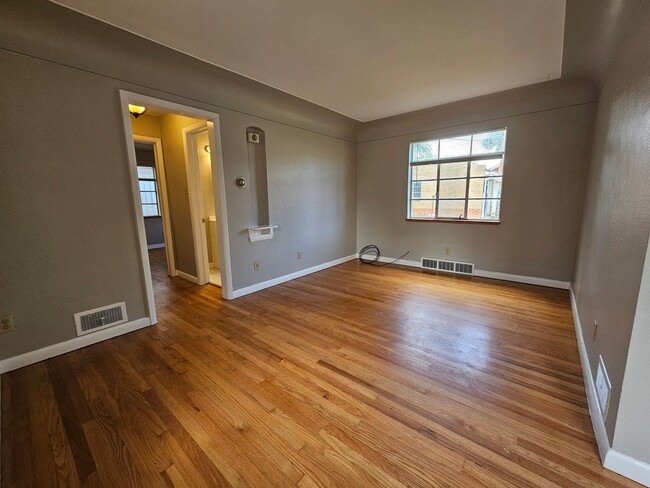Photo - Berkeley/Highlands 1 Bed 1 Bath Duplex - Beautiful Hardwood Floors - Garage - Fenced Yard