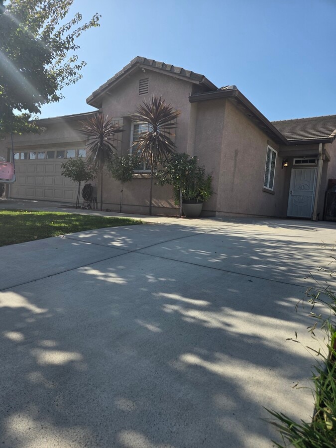 Photo - 3929 Anastasia Ln