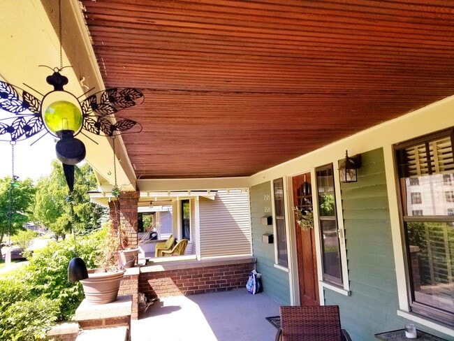Photo - Charming 3-Bedroom, 1 1/2 Bath Upper Duple... Unit 2026