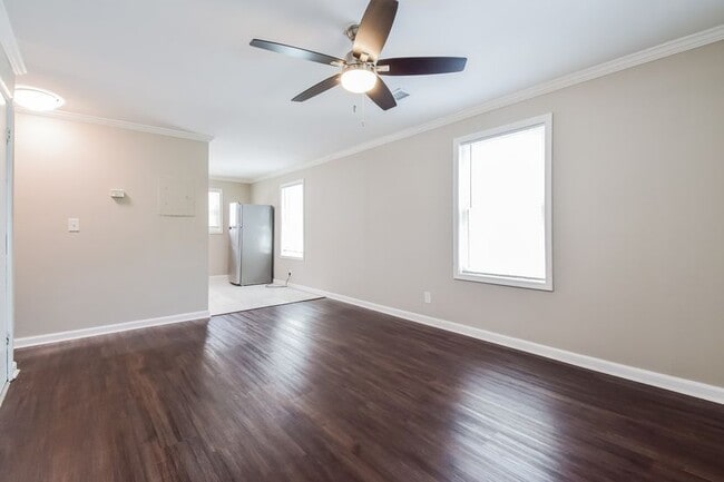 407 Angier Ave NE Unit 102