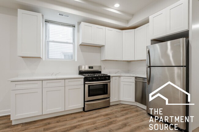 Building Photo - 2112 N Campbell Ave Rental