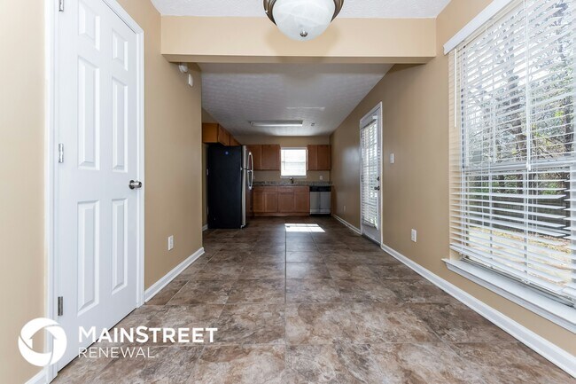 Photo - 153 Bay Ct Dr