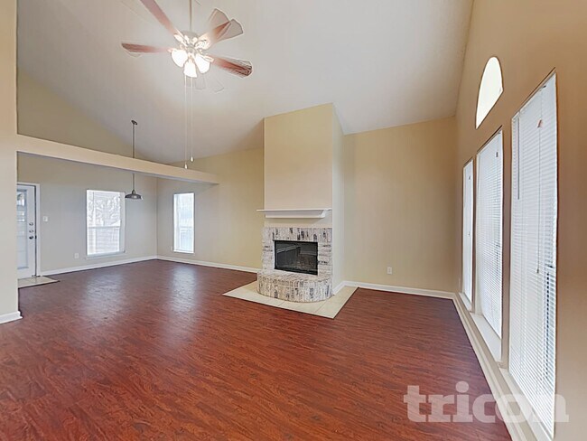 Photo - 2087 Palomino Trail